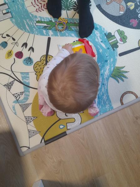 Daly byste dítěti helmičku na spaní?