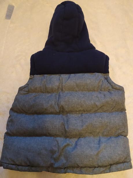 Zimní vesta vel. 110, 110