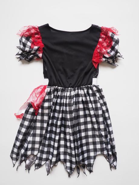 Kostým čarodějnice vel 152,