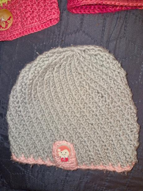 Sada háčkovaných čepiček pro 3-5 letou holčičku, 104