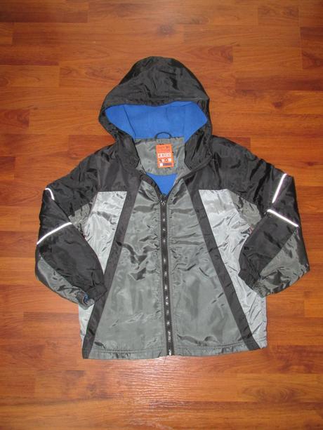 Šusťáková bunda, 128