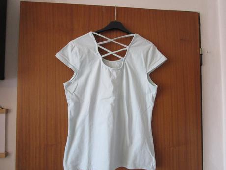 Pěkné sv. zelené bavl. elast. tričko, vel. l, l