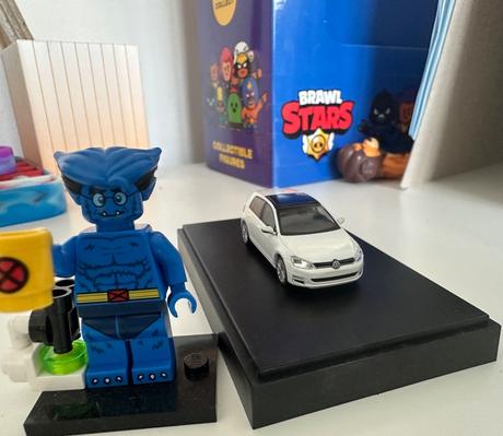 Sběratelský model auta vw golf, 