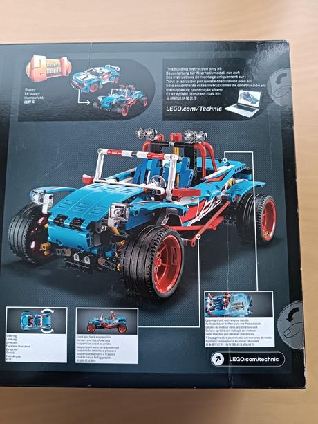 Lego technic 42077 závodní auto,