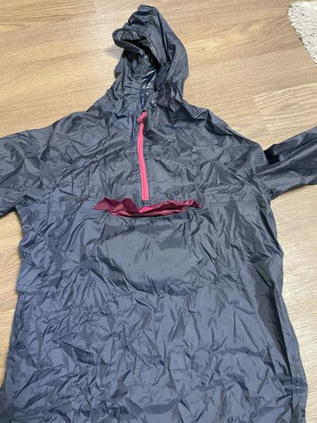 Pláštěnka, decathlon,134