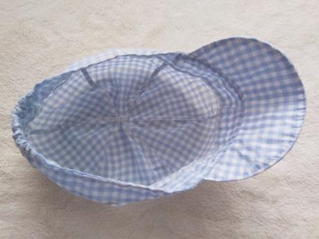 Lehká letní čepice s kšiltem, 86