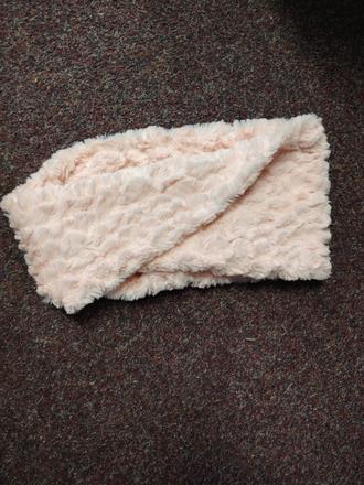 Nákrčník, čelenka, 