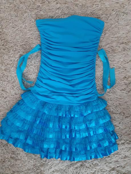 Společenské šaty, 38