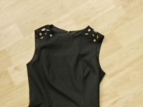 Male cerne saty zara xs, zara,xs