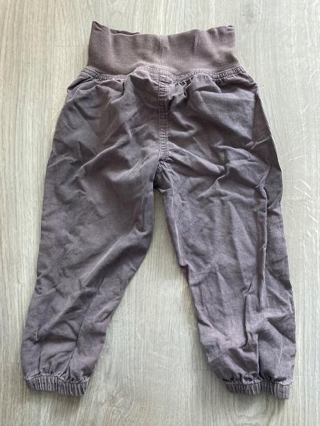 Tenké manžestrové tepláky, lupilu,92