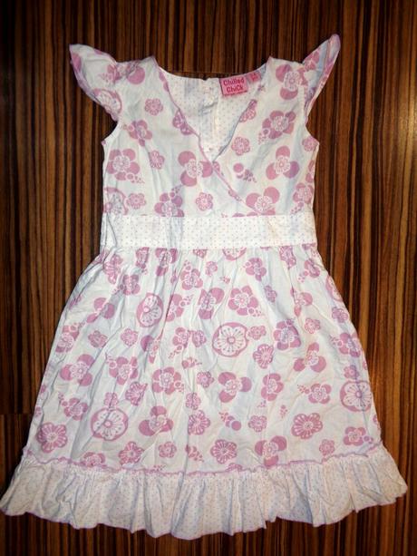 Bílé vzdušné šaty s fialovými květy, chilled chick,104