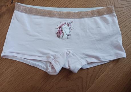 Kalhotky č.140/152, c&a,146