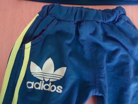 2 teplákové soupravy, 92