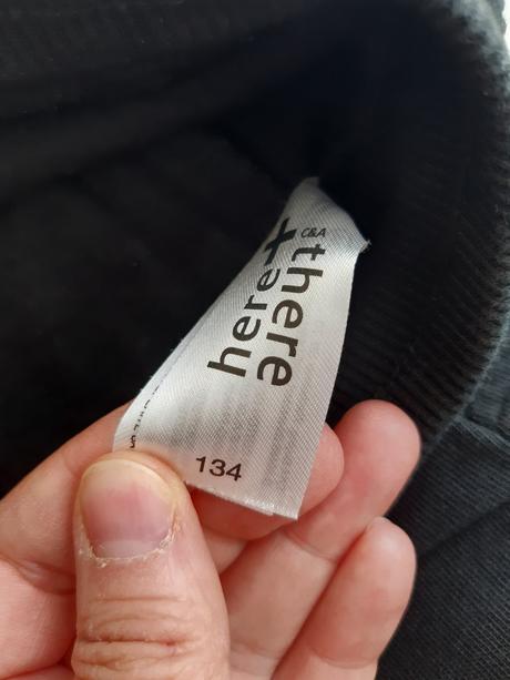 Černé tepláky 134, c&a,134