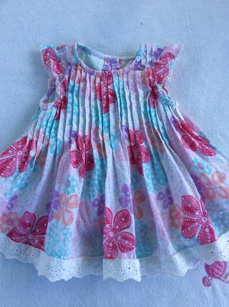 Skládané květinkové šatičky zn. george, george,62