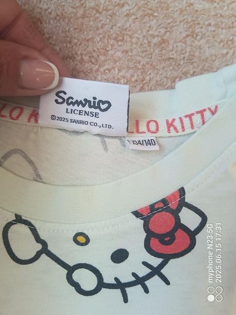 Crop-top zn."sanrio" hello kitty vel."134-140", sanrio,134