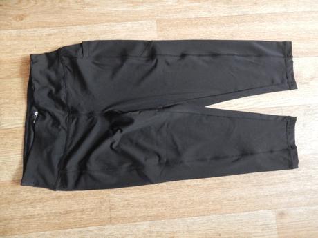 Černé 3/4 legíny, crivit,s