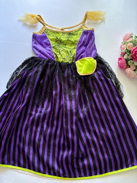 St4/ kostym oboustranný  čarodějka- v. 4/6 let, 