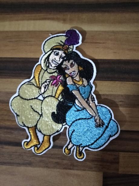 Nažehlovačka aladin a jasmína,