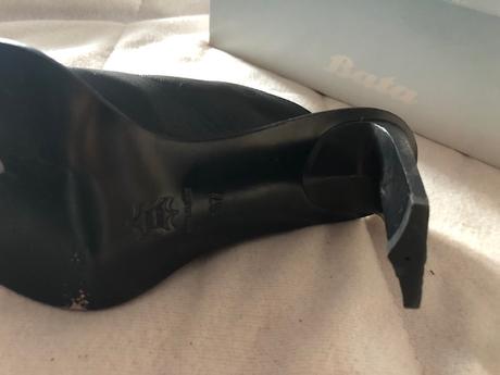 Extra vysoke cerne celo kozene boty bata 37, baťa,37