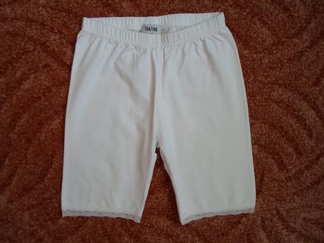 Bílé 3/4 legíny s krajkou, 140