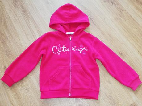 Mikina s kapucí, 104