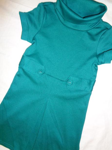 Nádherné teplejší lahvově zelené šaty, palomino,116