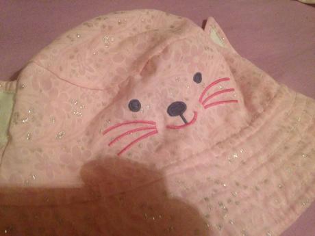 Dívčí letní klobouček kočička, obvod 44 - 46 cm, 80