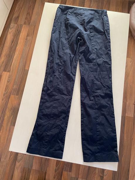 Kalhoty modré nebo černé, vel 40 ale spíše s, měř, s