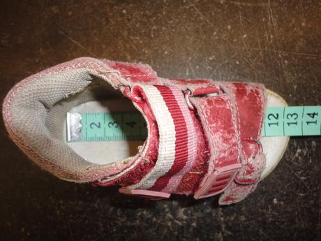 Sandálky - na donošení, 20