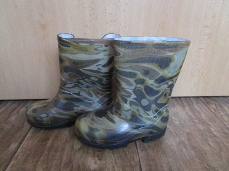 Pěkné maskáčové gumovky, č. 24/25, demar,24