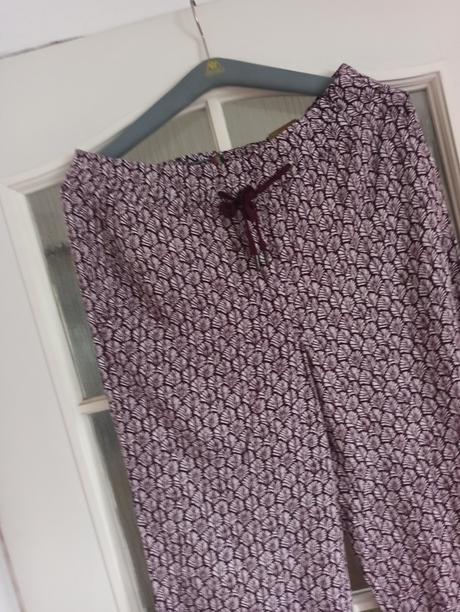 Dámské 3/4 ležérní letní kalhoty, m