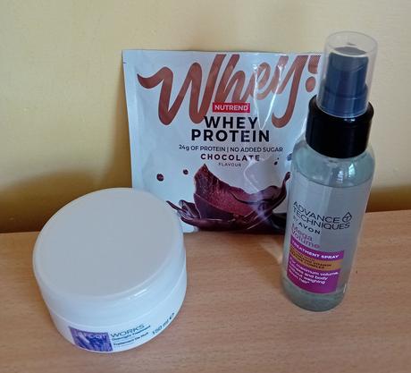 Sprej na vlasy+krém na nohy+protein, 