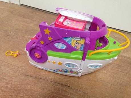 Pinypon famosa panenky, lod, prislusenstvi, 