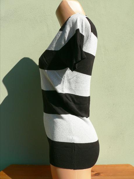 Černo stříbrný svetřík top vesta risoe - vel. s, s