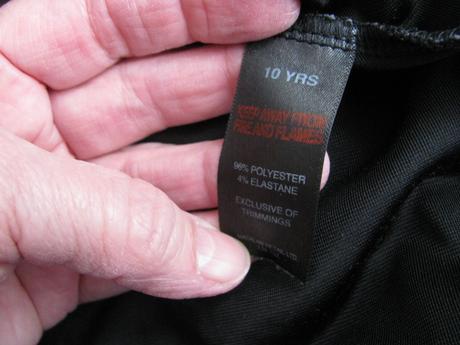 Černé velurové elastické mini šaty-malé černé, matalan,140