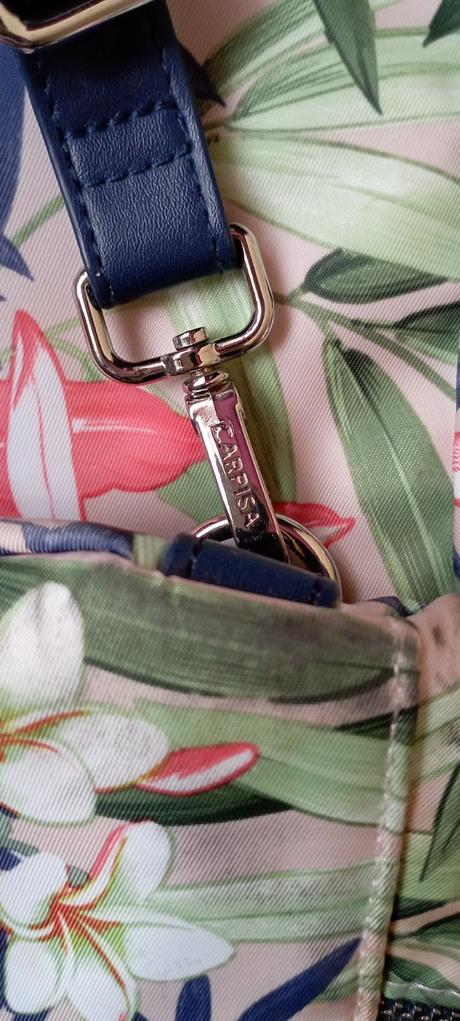 Batůžek zn."carpisa", carpisa