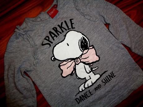 Pěkné šedé tričko se snoopym- volánky, peanuts,92