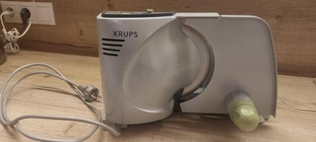 Elektrický kráječ potravin krups, krups