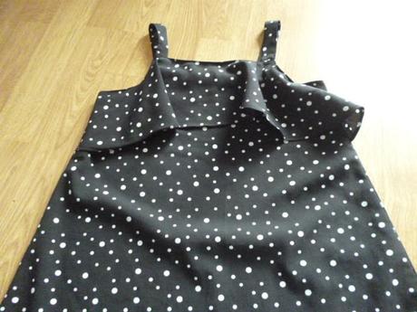 Puntíkaté šaty 4-5 next, next,110