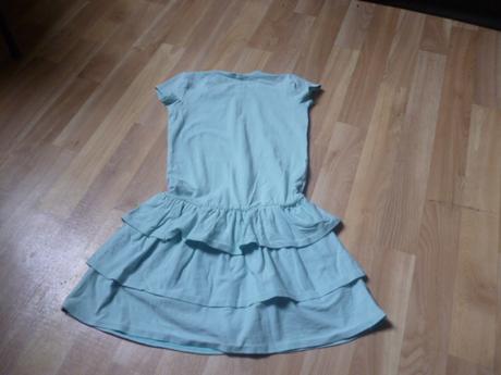 Kanýrkové šaty vel. 6-8, 122