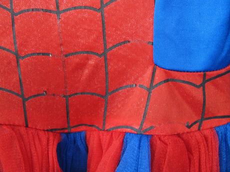 Dívčí kostým se spidermanem, 