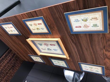 8dílů čaj.souprava tác+prostírání+dóza modráanglie, 