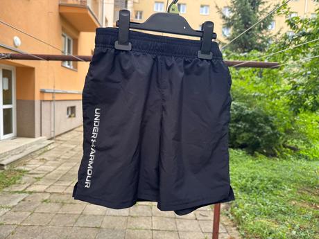 Kraťase, under armour,140