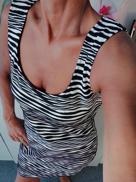 Šaty zn."amisu" vel."l", amisu,l