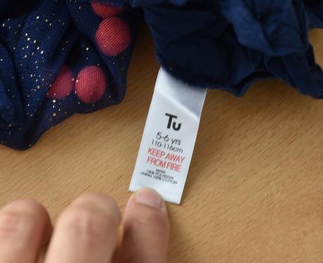 Sukně vel. 5 - 6 let, tu,116