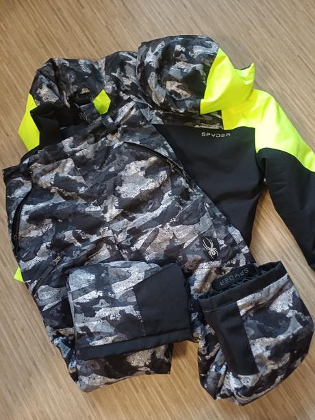 Lyžařský komplet, souprava, set spyder vel.20-176, 176