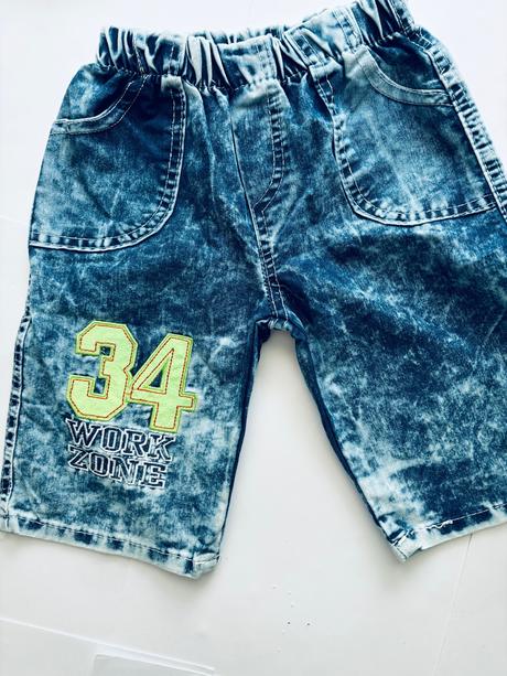 Kraťasy riflové - v.4/5 let, 110