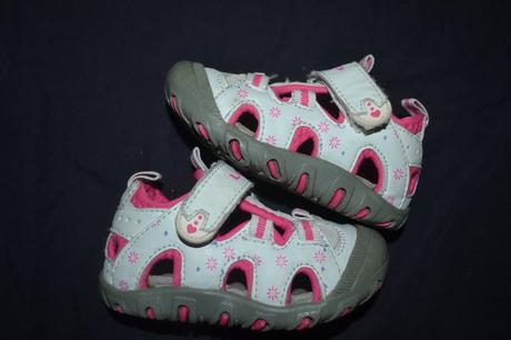 Sandálky v.22, loap,22