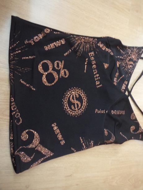 Společenský top, s